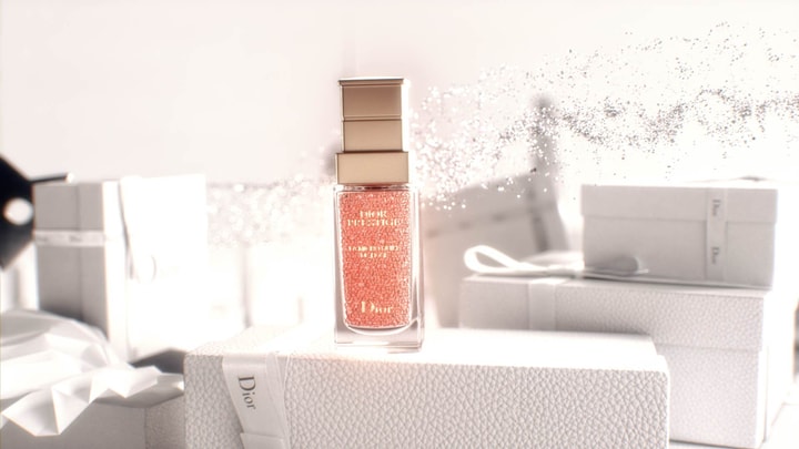 3D render of Dior Prestige product in a motion design animation with particles