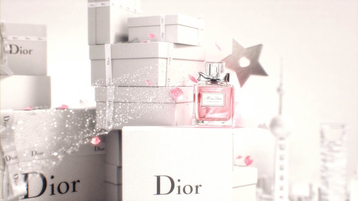 3D render of Miss Dior fragrance bottle in a motion design animation