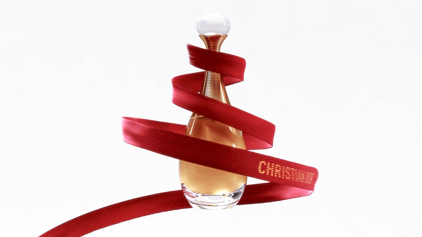 3D perfume bottle render from the CNY 3D animation